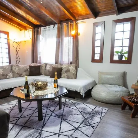 Casa Rita λουτρα ποζαρ αριδαια Aridaía